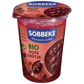 Rote Grütze im Klarsichtbecher
