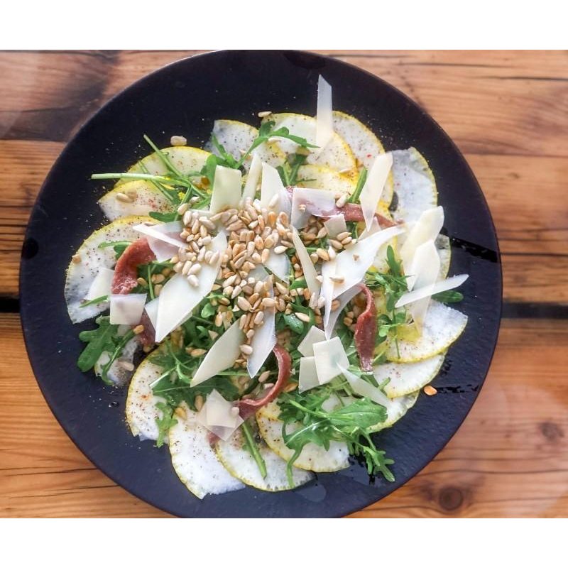 Carpaccio mit Zitronatzitrone, Sardellen & Rucola